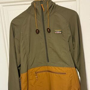 L.L. Bean Men's Mountain Classic Jacket Olive and Khaki Size Small